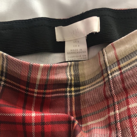 H&M plaid skinny pants. - Picture 4 of 6